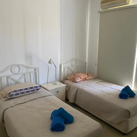 בית נופש Townhouse Louise 2 *